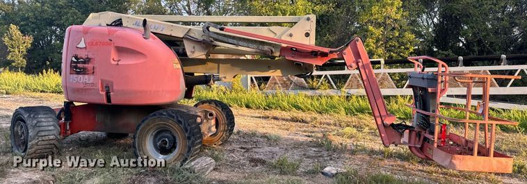 image for item EH7057 2002 JLG 450AJ SII boom lift