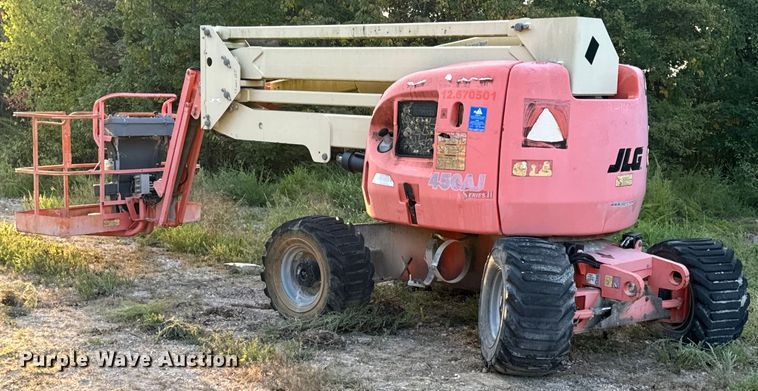 image for item EH7057 2002 JLG 450AJ SII boom lift