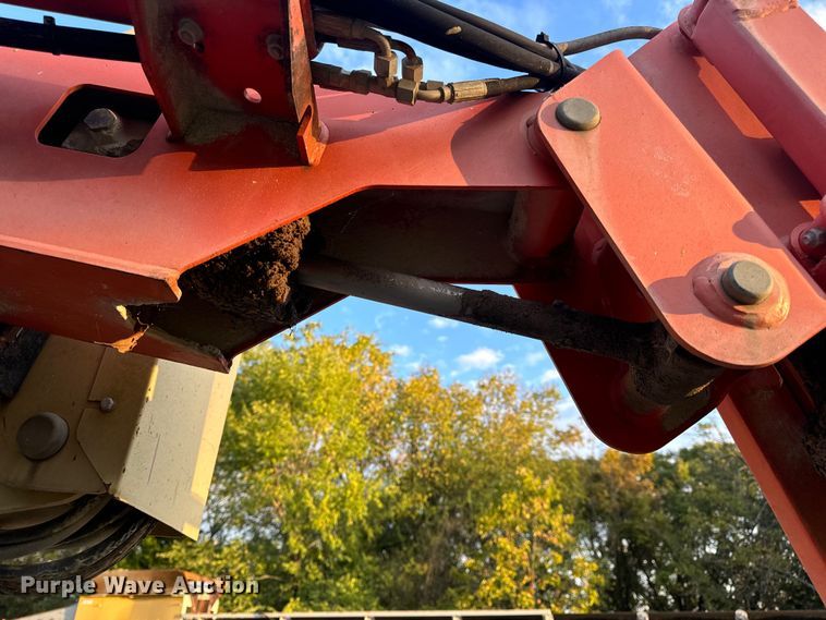 image for item EH7057 2002 JLG 450AJ SII boom lift