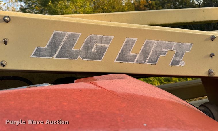 image for item EH7057 2002 JLG 450AJ SII boom lift