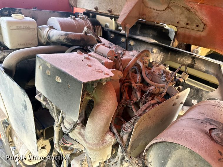 image for item EH7057 2002 JLG 450AJ SII boom lift