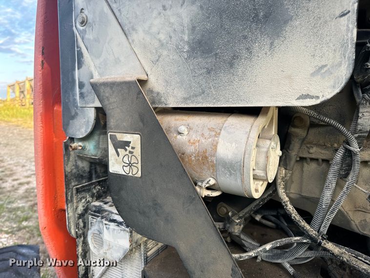 image for item EH7057 2002 JLG 450AJ SII boom lift