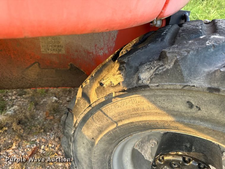 image for item EH7057 2002 JLG 450AJ SII boom lift