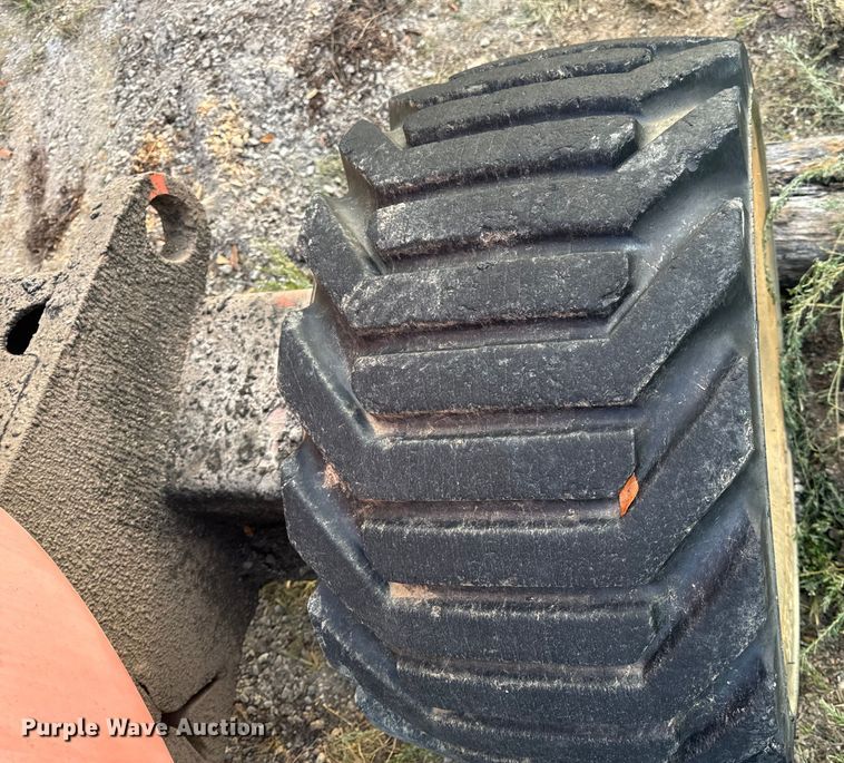 image for item EH7057 2002 JLG 450AJ SII boom lift