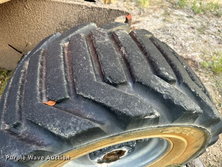 image for item EH7057 2002 JLG 450AJ SII boom lift