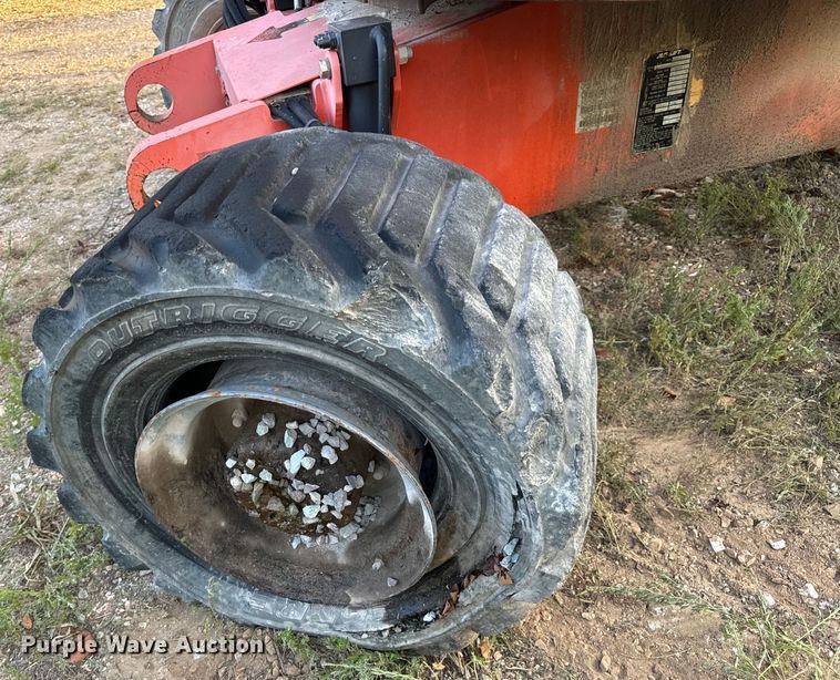 image for item EH7057 2002 JLG 450AJ SII boom lift