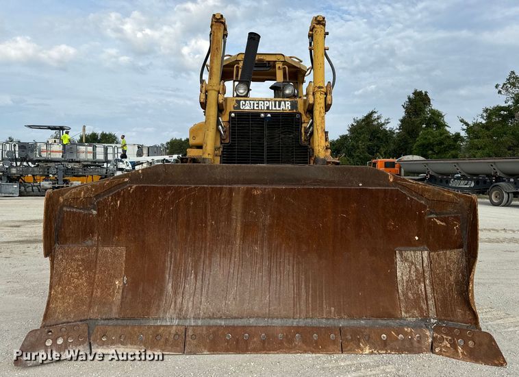 image for item EH7058 1989 Caterpillar D8N dozer