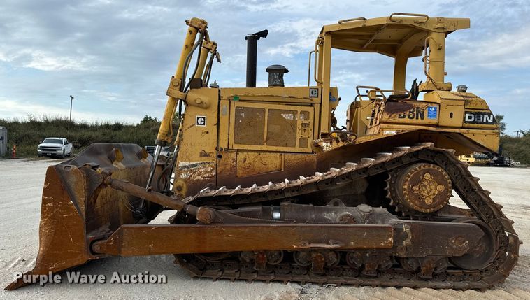 image for item EH7058 1989 Caterpillar D8N dozer