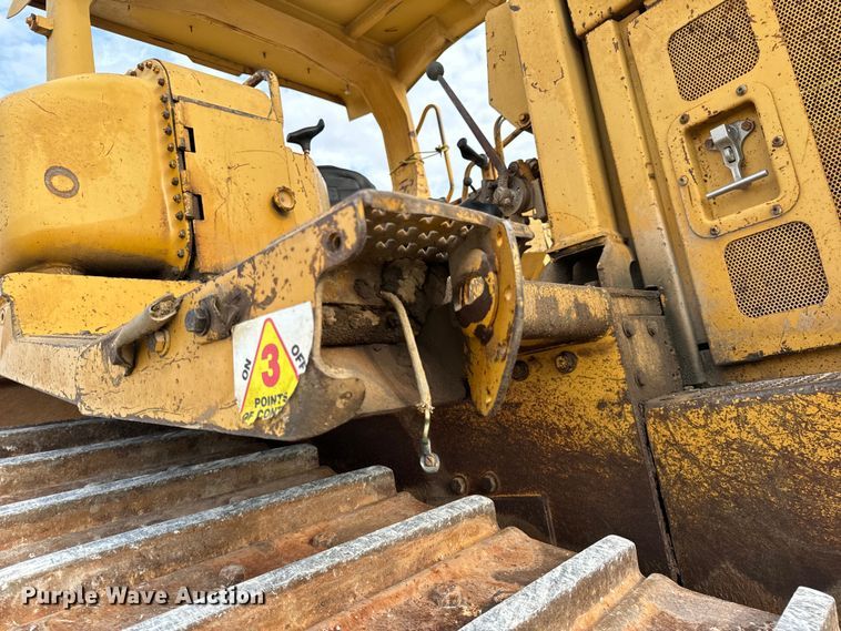 image for item EH7058 1989 Caterpillar D8N dozer