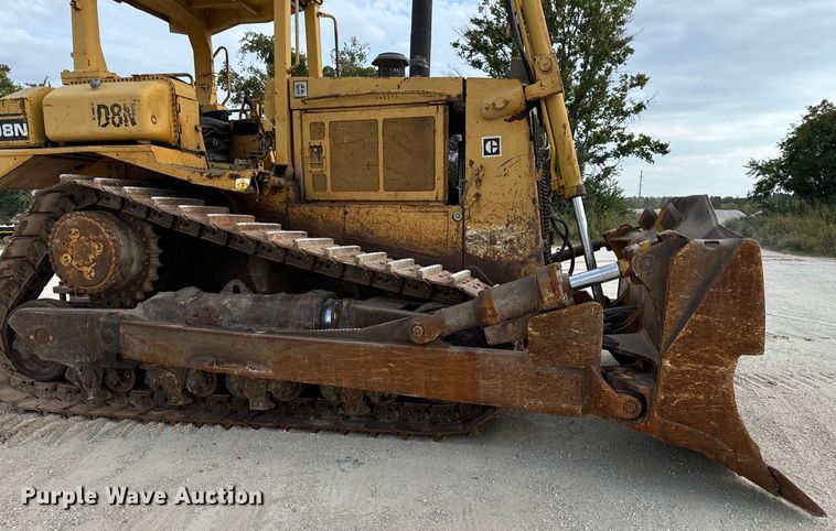 image for item EH7058 1989 Caterpillar D8N dozer