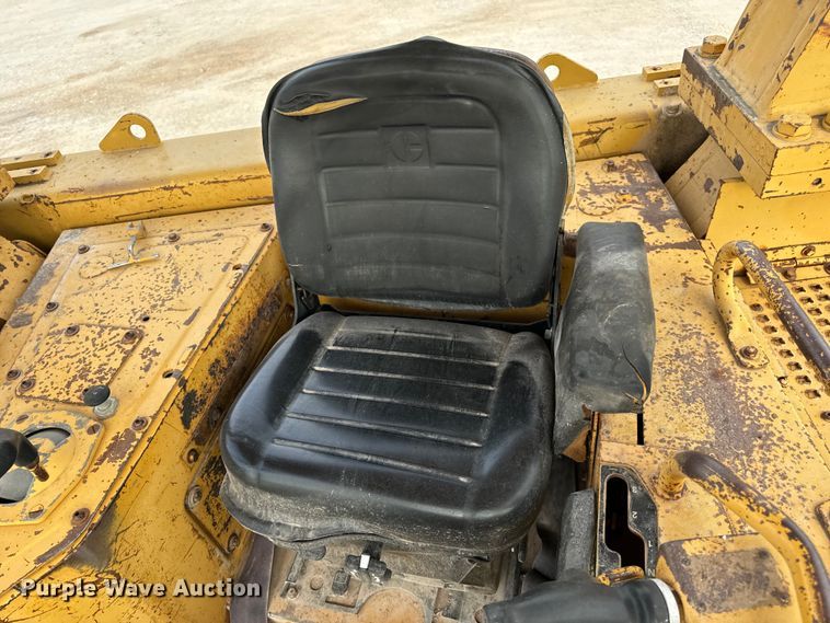 image for item EH7058 1989 Caterpillar D8N dozer