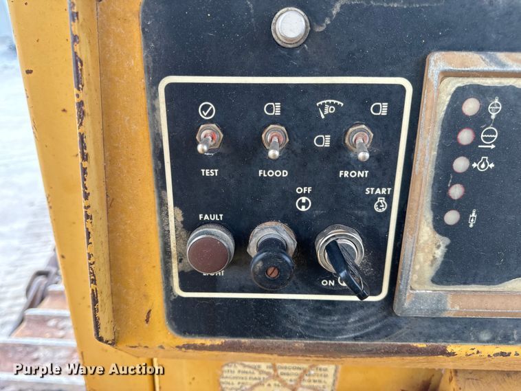 image for item EH7058 1989 Caterpillar D8N dozer