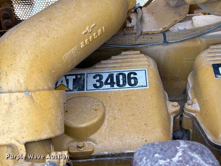 image for item EH7058 1989 Caterpillar D8N dozer