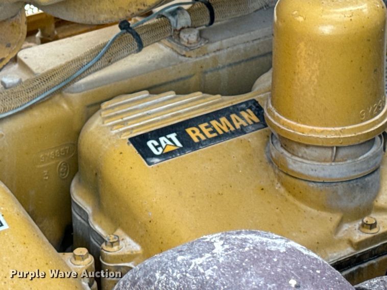 image for item EH7058 1989 Caterpillar D8N dozer