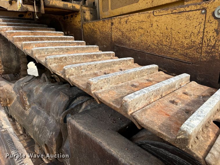 image for item EH7058 1989 Caterpillar D8N dozer