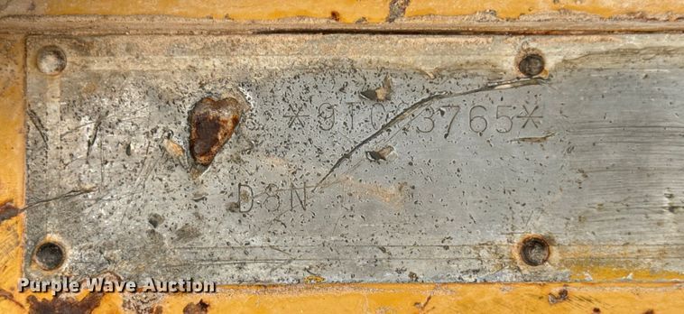 image for item EH7058 1989 Caterpillar D8N dozer