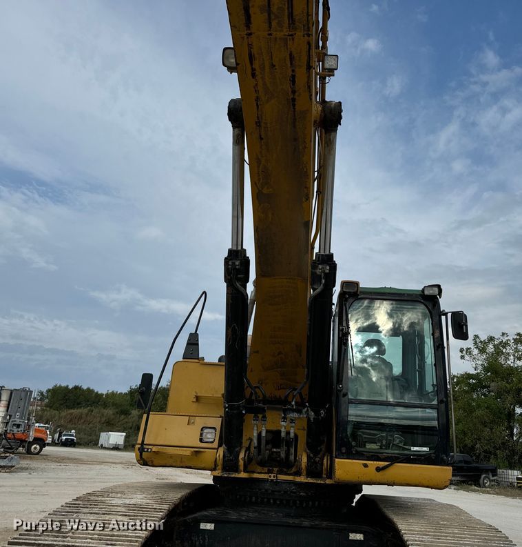 image for item EH7059 2009 Caterpillar 345D L excavator