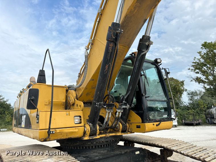 image for item EH7059 2009 Caterpillar 345D L excavator