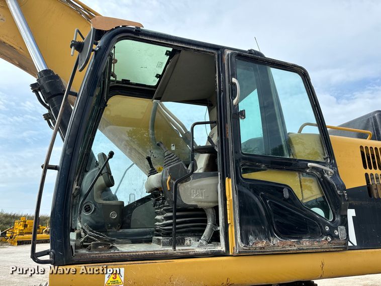 image for item EH7059 2009 Caterpillar 345D L excavator