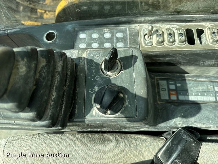 image for item EH7059 2009 Caterpillar 345D L excavator