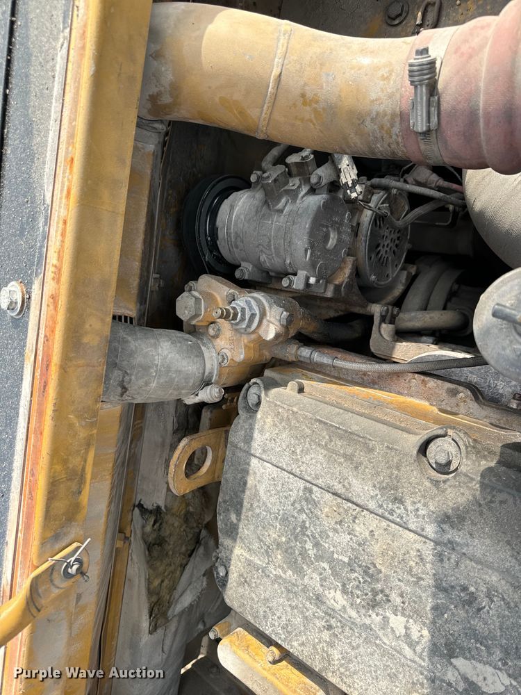 image for item EH7059 2009 Caterpillar 345D L excavator