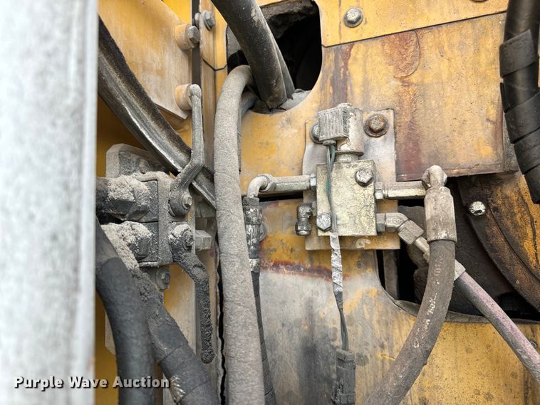 image for item EH7059 2009 Caterpillar 345D L excavator