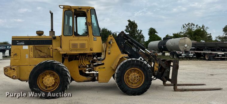 image for item EH7063 1989 Caterpillar IT28B wheel loader