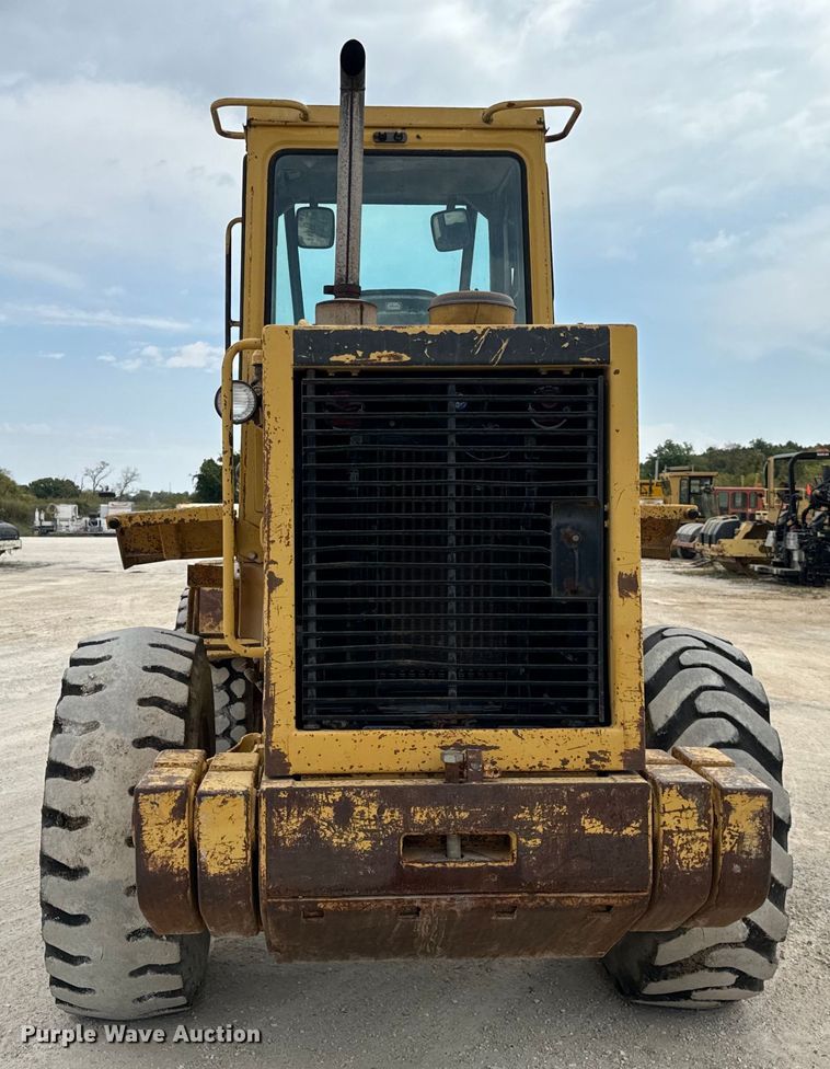 image for item EH7063 1989 Caterpillar IT28B wheel loader