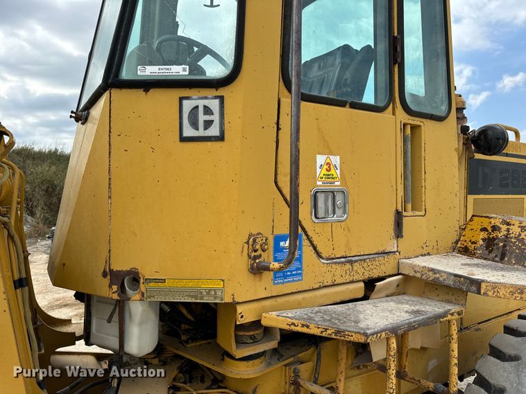 image for item EH7063 1989 Caterpillar IT28B wheel loader