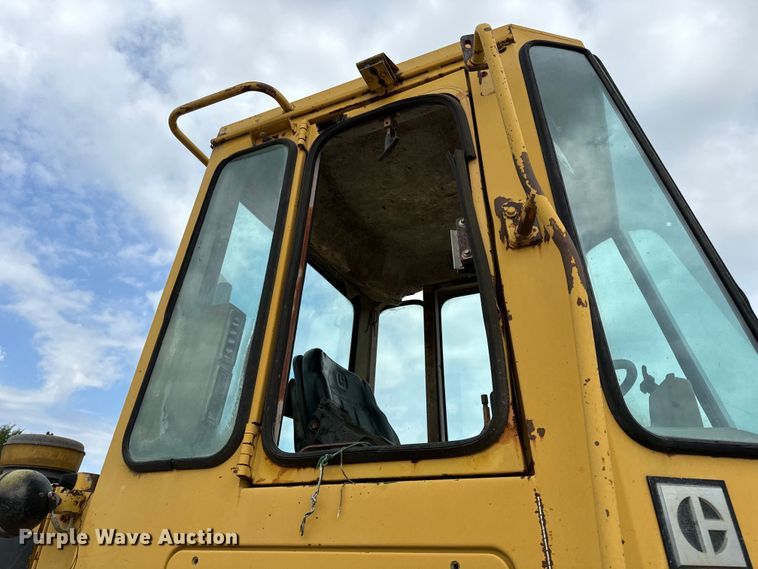 image for item EH7063 1989 Caterpillar IT28B wheel loader