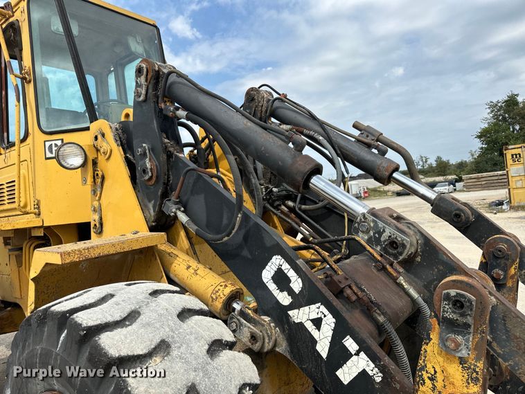 image for item EH7063 1989 Caterpillar IT28B wheel loader