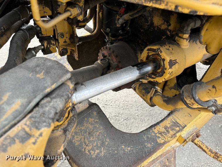 image for item EH7063 1989 Caterpillar IT28B wheel loader