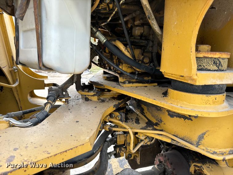 image for item EH7063 1989 Caterpillar IT28B wheel loader
