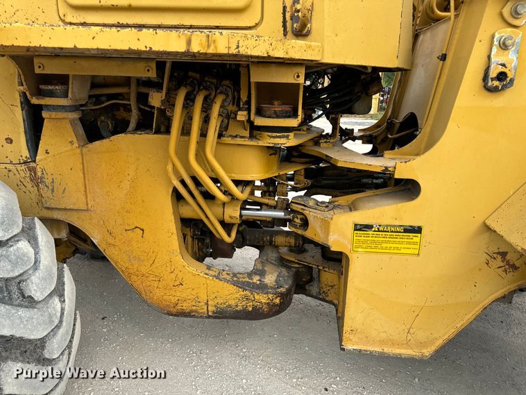 image for item EH7063 1989 Caterpillar IT28B wheel loader