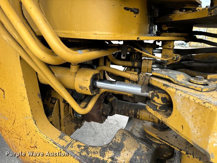 image for item EH7063 1989 Caterpillar IT28B wheel loader