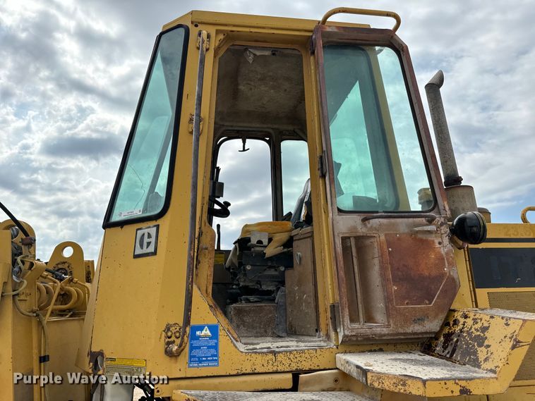 image for item EH7063 1989 Caterpillar IT28B wheel loader