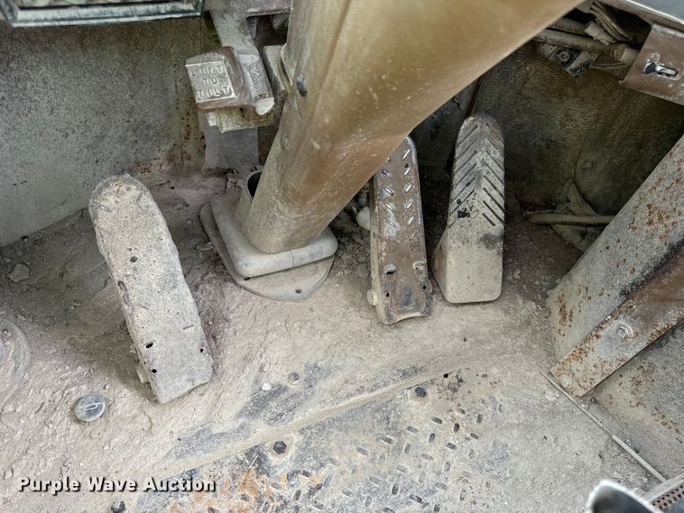 image for item EH7063 1989 Caterpillar IT28B wheel loader