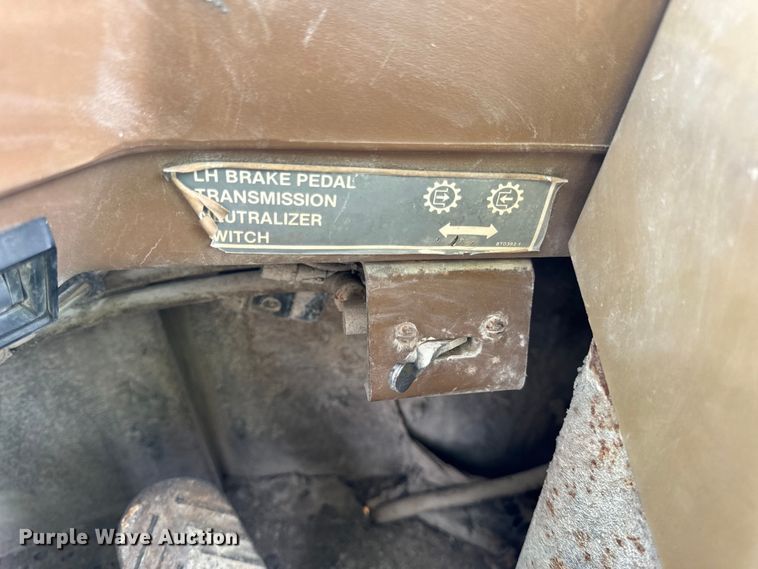 image for item EH7063 1989 Caterpillar IT28B wheel loader