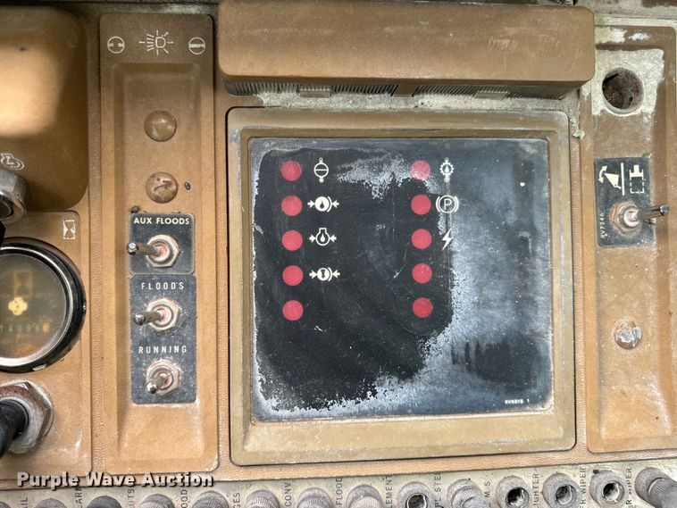 image for item EH7063 1989 Caterpillar IT28B wheel loader