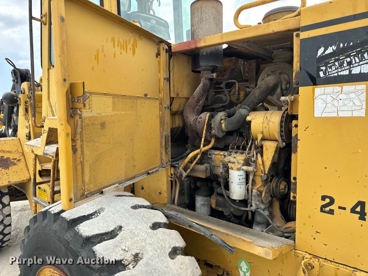 image for item EH7063 1989 Caterpillar IT28B wheel loader