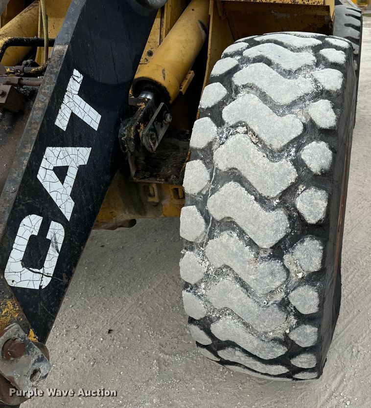 image for item EH7063 1989 Caterpillar IT28B wheel loader