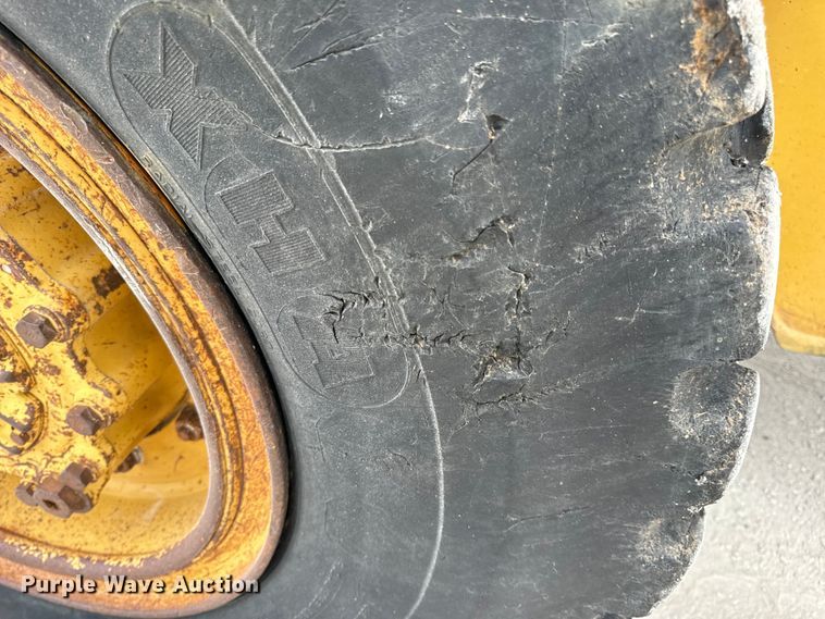 image for item EH7063 1989 Caterpillar IT28B wheel loader