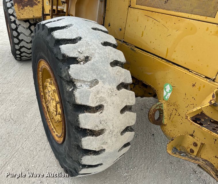 image for item EH7063 1989 Caterpillar IT28B wheel loader