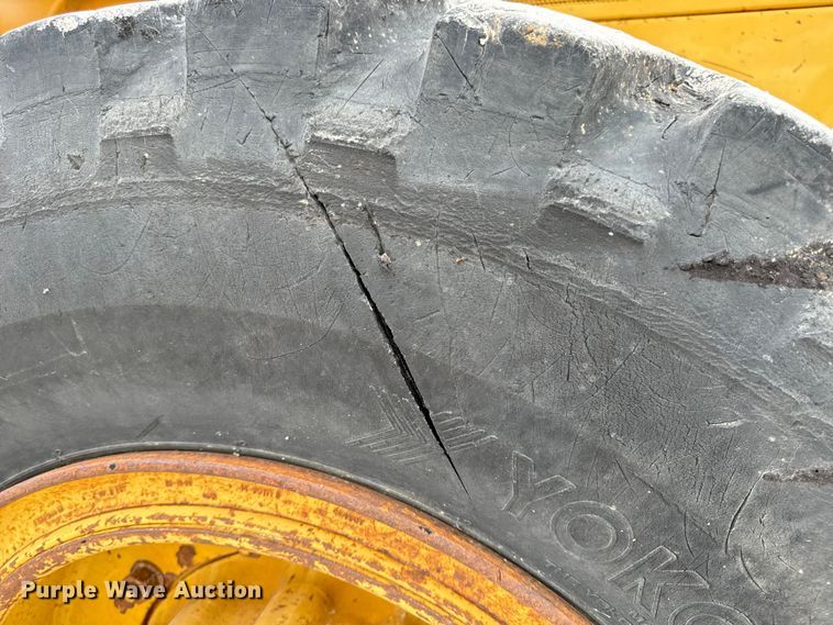 image for item EH7063 1989 Caterpillar IT28B wheel loader