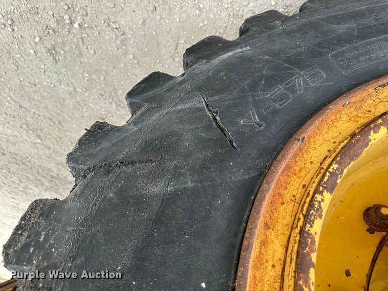 image for item EH7063 1989 Caterpillar IT28B wheel loader