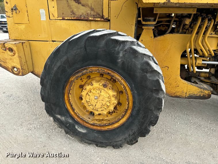 image for item EH7063 1989 Caterpillar IT28B wheel loader