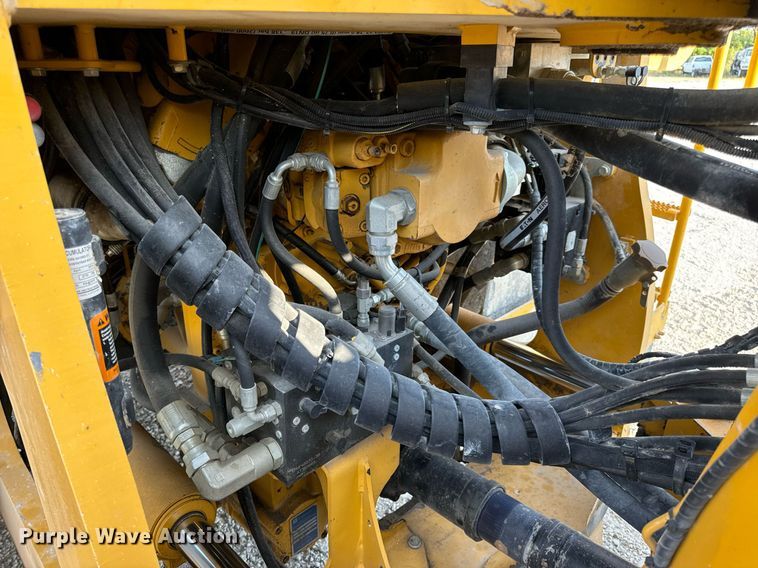 image for item EH7066 John Deere 844K-II wheel loader