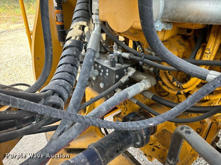 image for item EH7066 John Deere 844K-II wheel loader