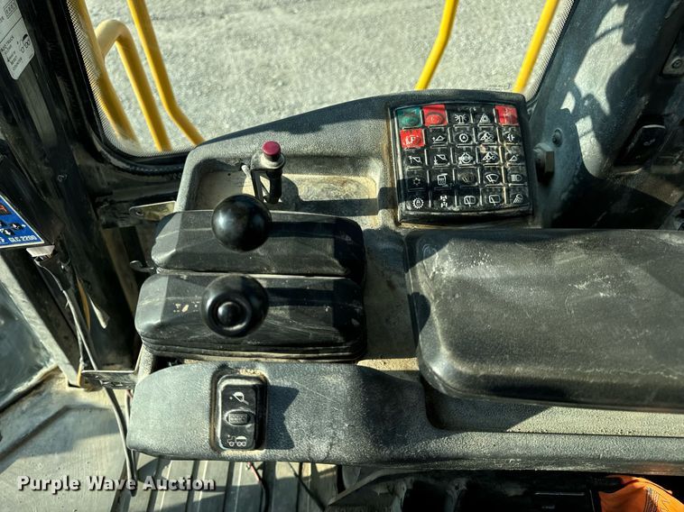 image for item EH7066 John Deere 844K-II wheel loader