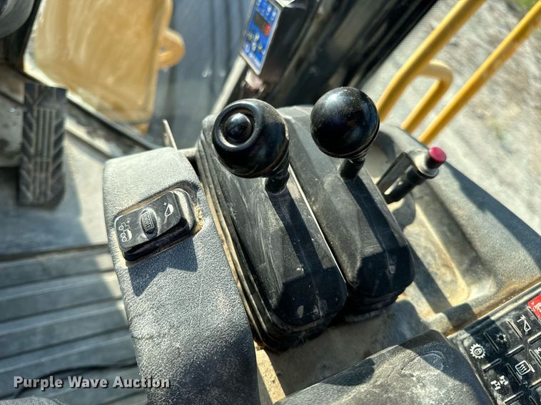 image for item EH7066 John Deere 844K-II wheel loader